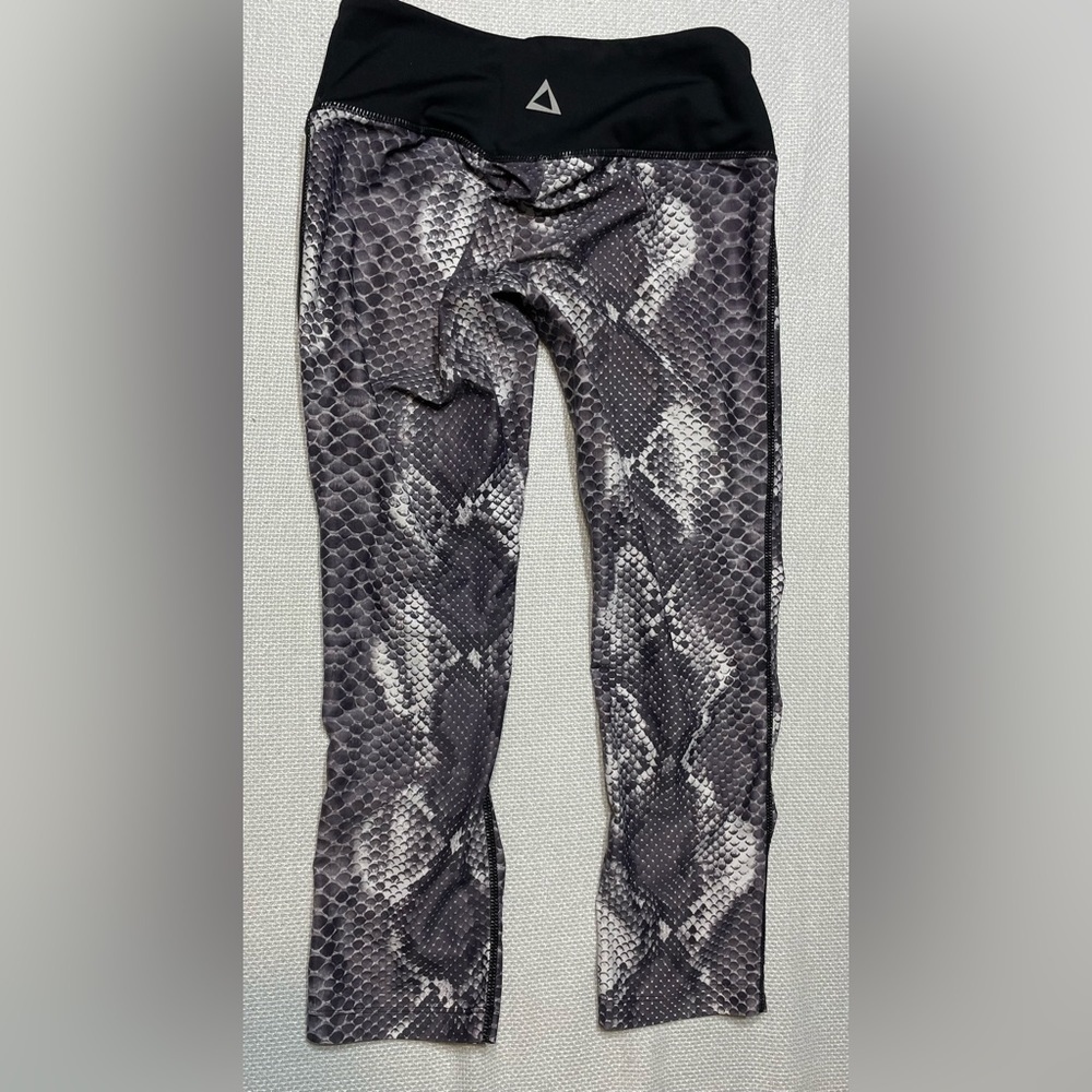 Prism sport snakeskin print leggings - Picture 3 of 5